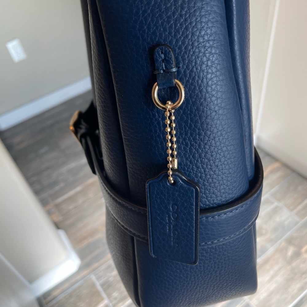 Coach Navy Blue Leather Hobo Shoulder Bag with Gold Hardware - Picture 4 of 7